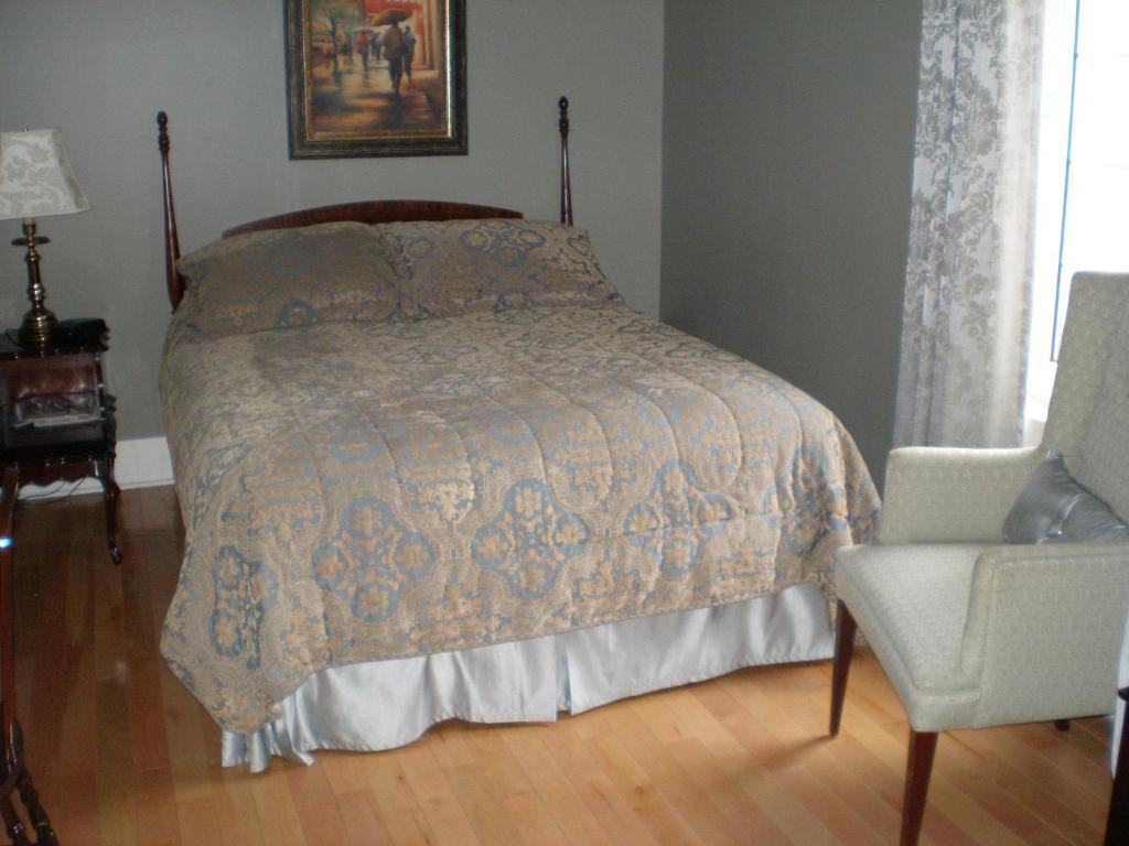 Spanish Bay Inn, Canada Sydney Room photo