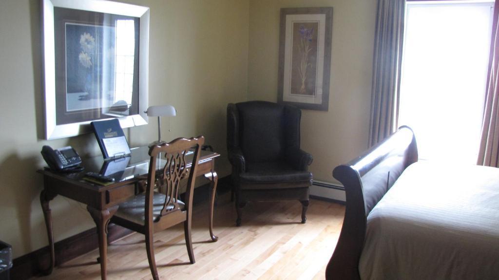 Spanish Bay Inn, Canada Sydney Room photo