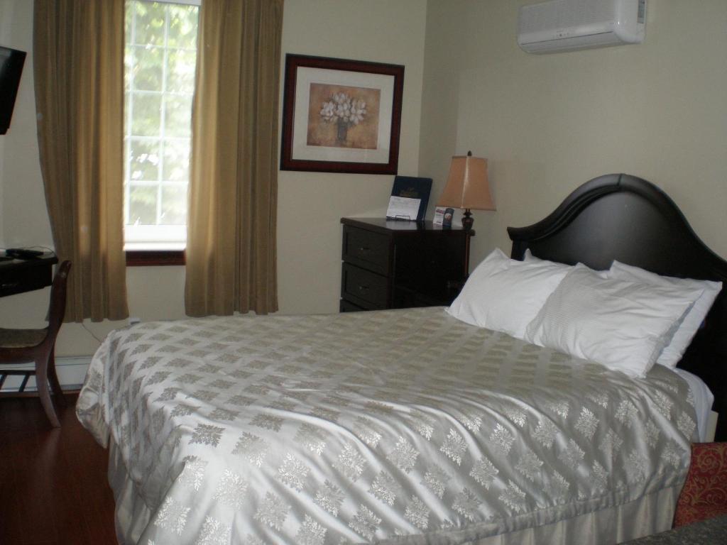 Spanish Bay Inn, Canada Sydney Room photo