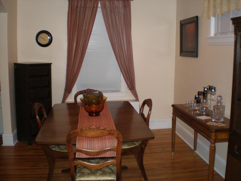 Spanish Bay Inn, Canada Sydney Room photo
